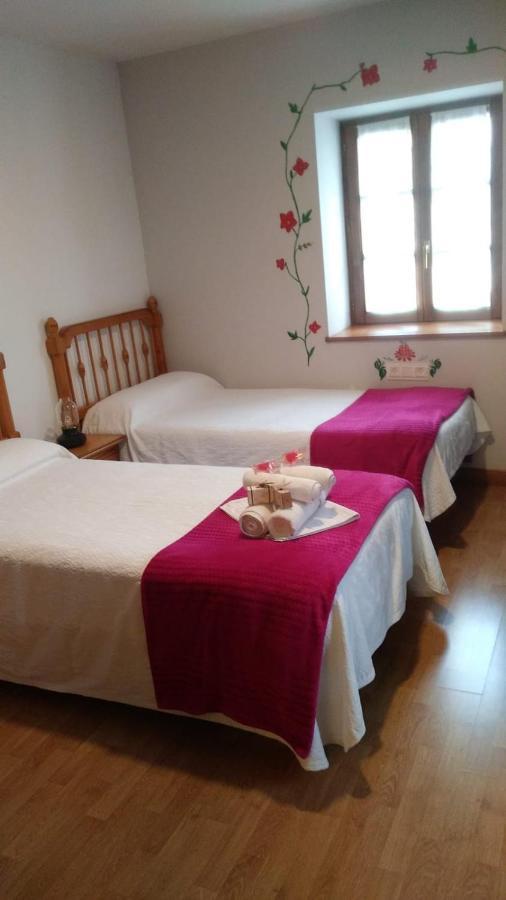 Posada De Oitz Oiz Bagian luar foto